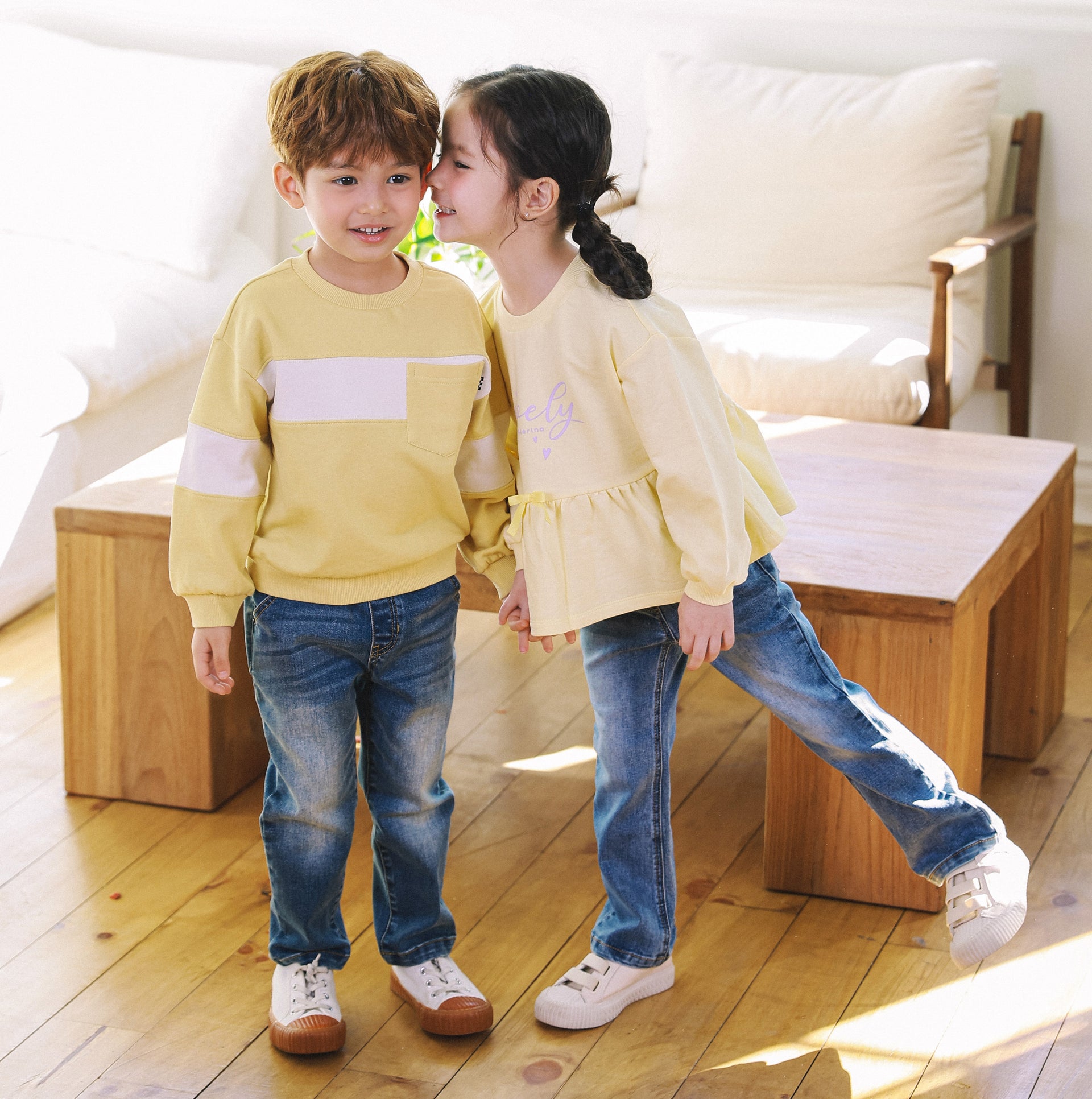 Kai Colorblock Pocket Sweatshirt
