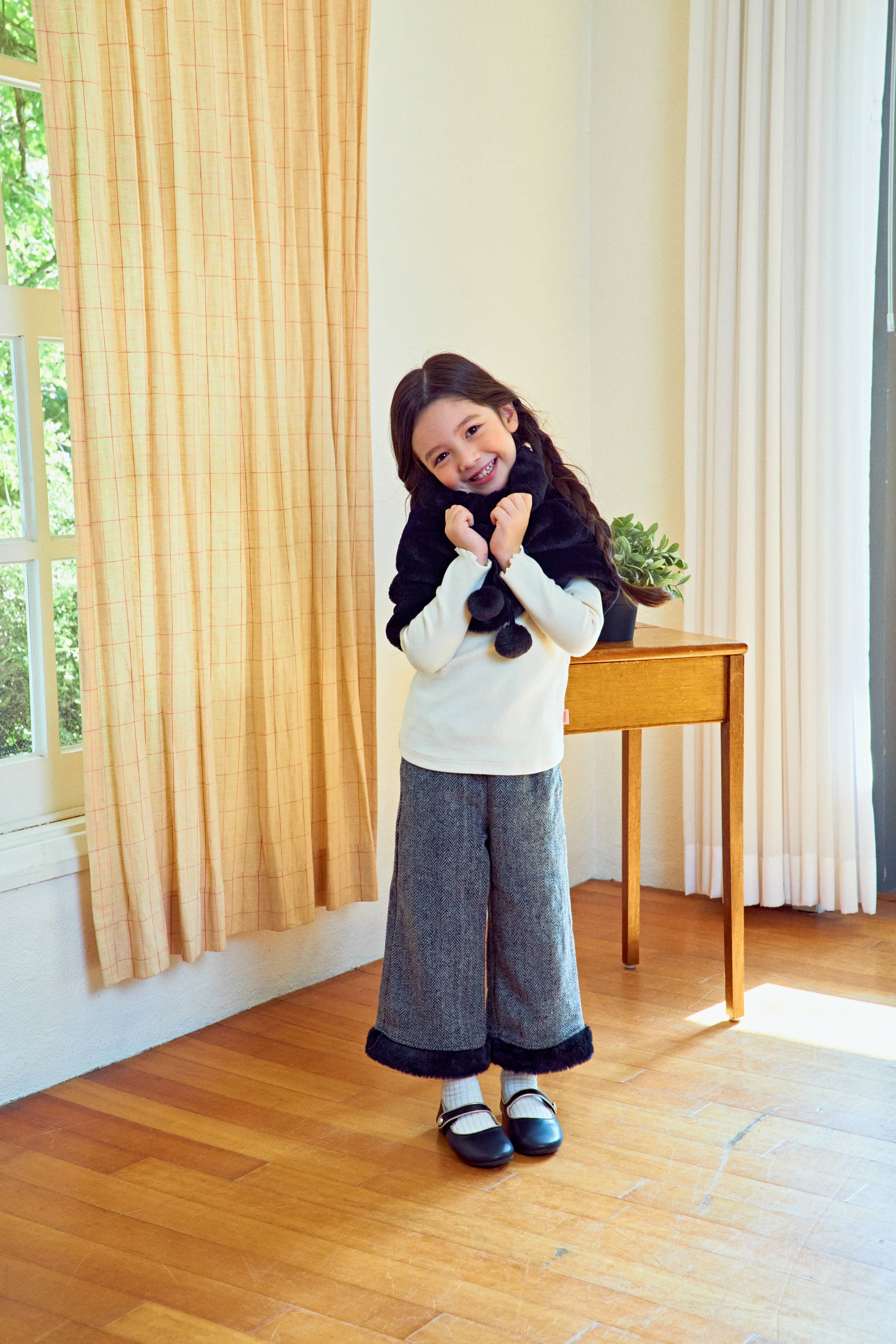 Tube Faux Fur Shawl - ToTo Heros l Premium Children's Clothing