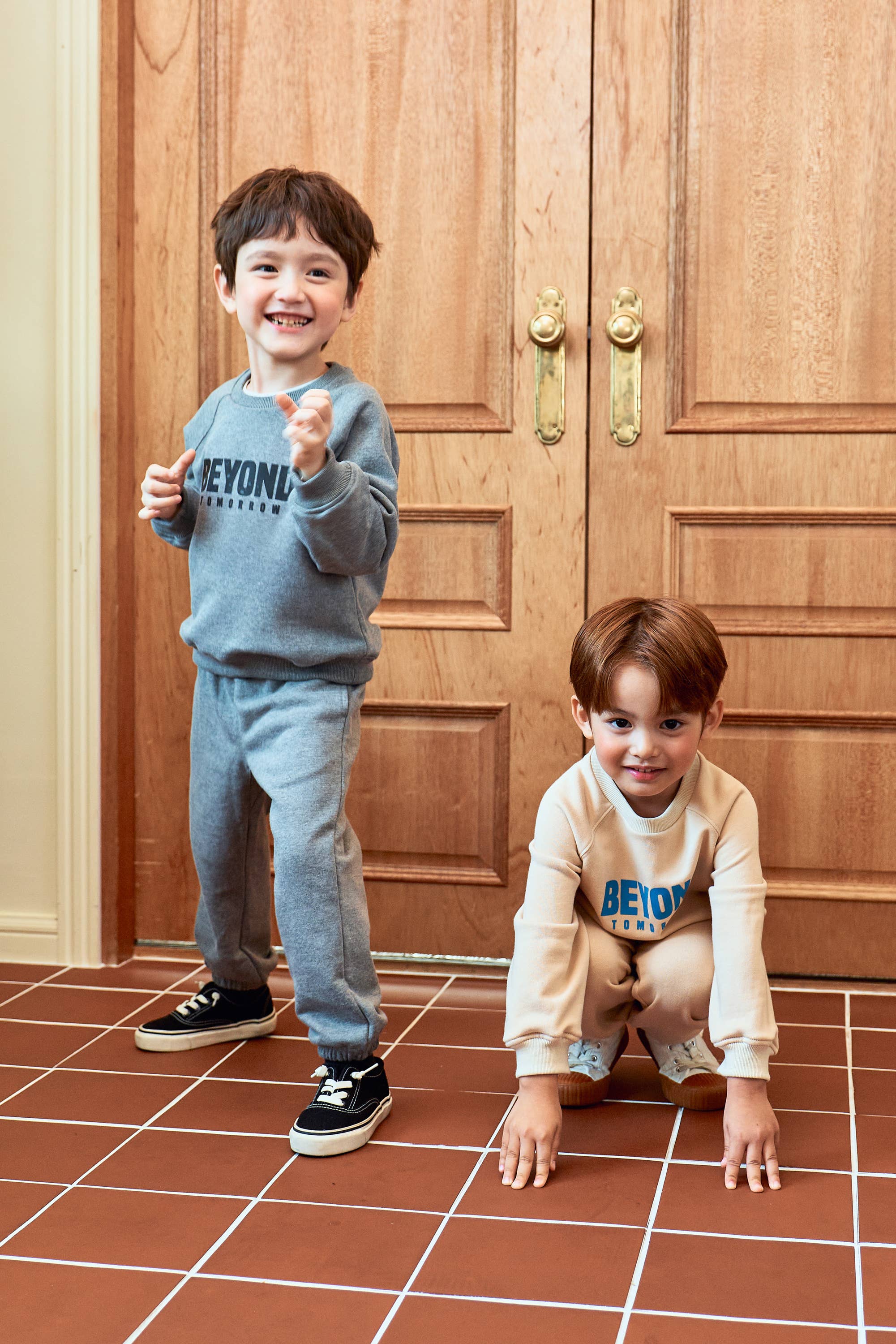 Jason Raglan Sweatshirt & Sweatpants Set - ToTo Heros l Premium Children's Clothing