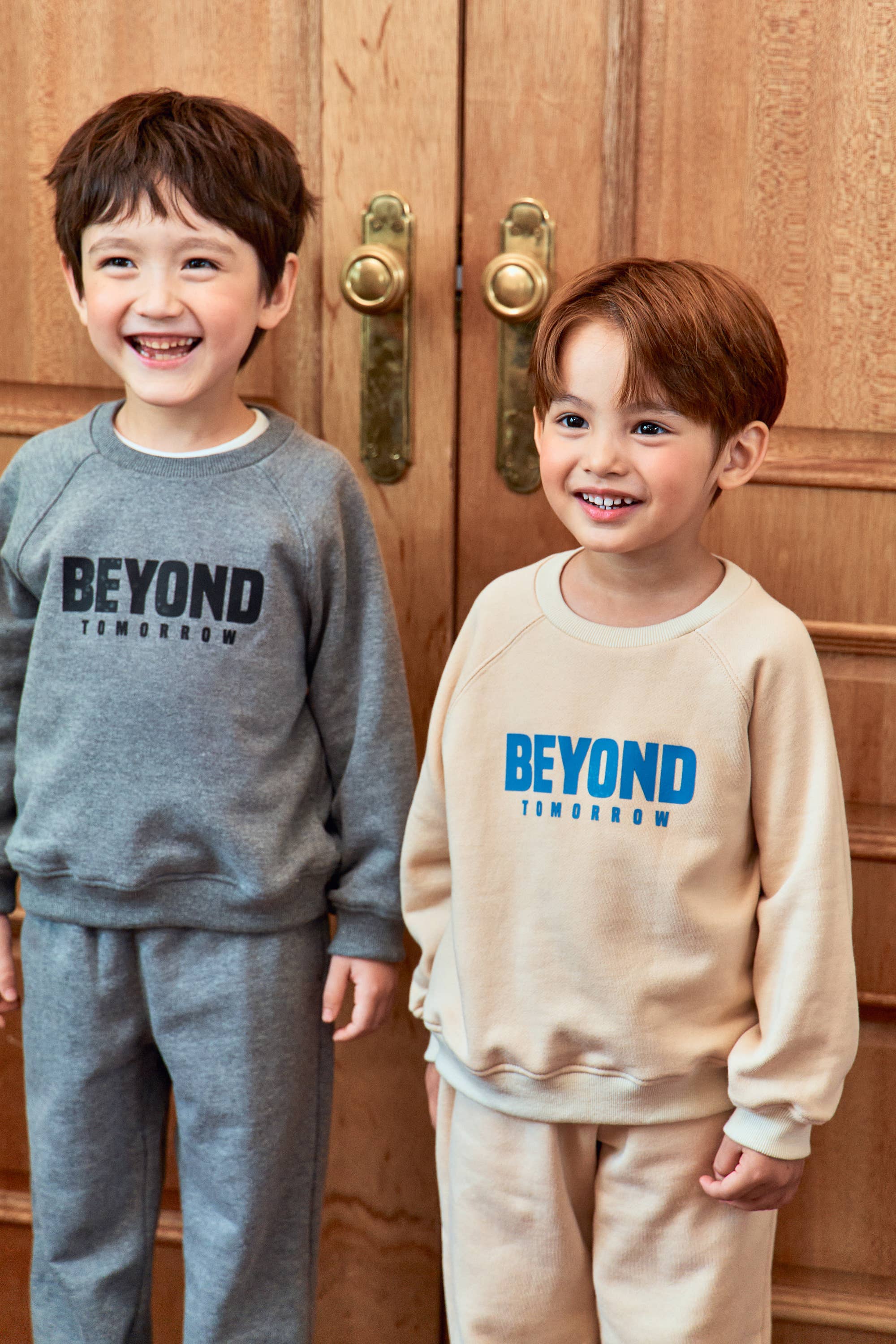 Jason Raglan Sweatshirt & Sweatpants Set - ToTo Heros l Premium Children's Clothing