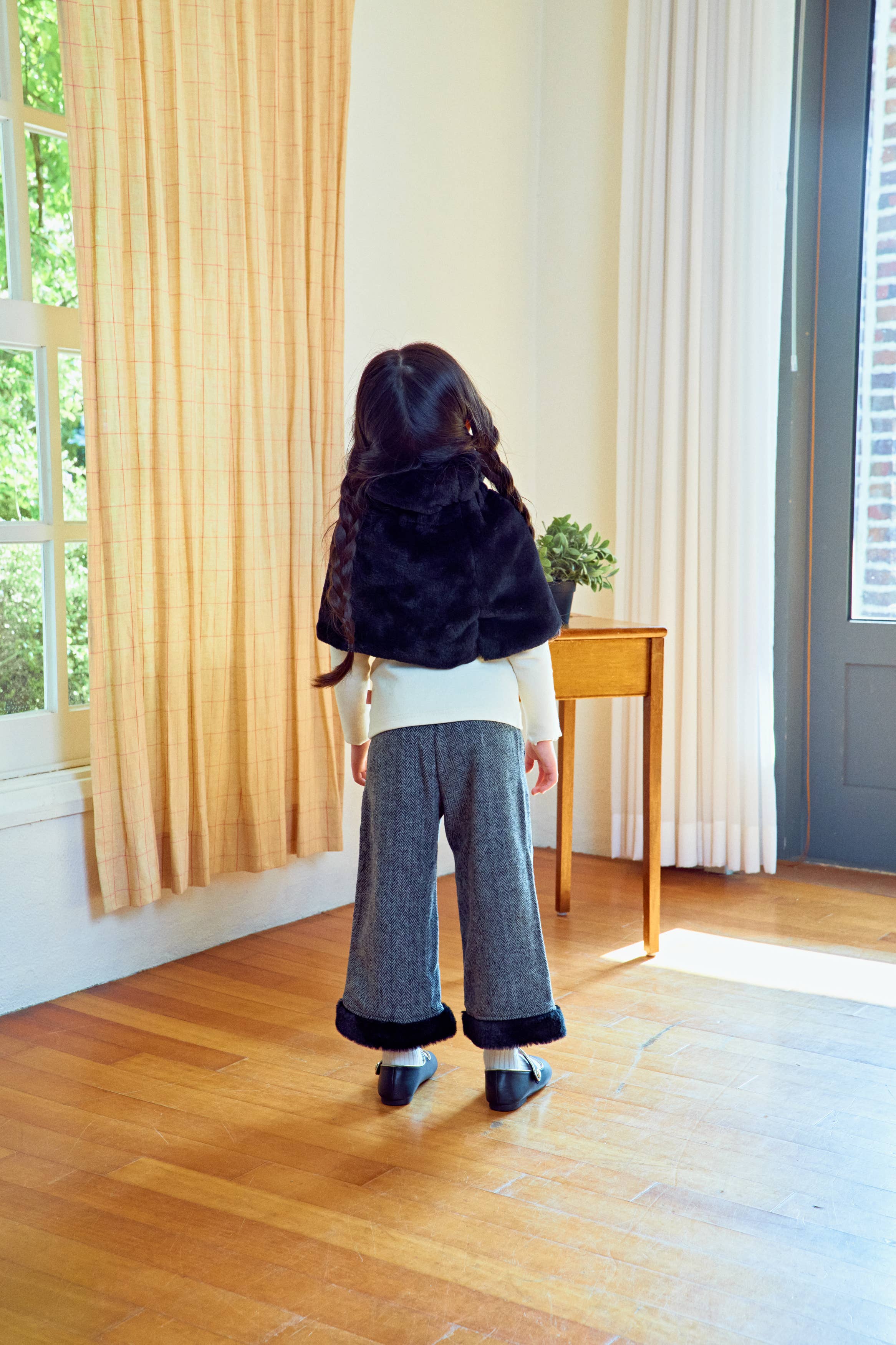 Tube Faux Fur Shawl - ToTo Heros l Premium Children's Clothing